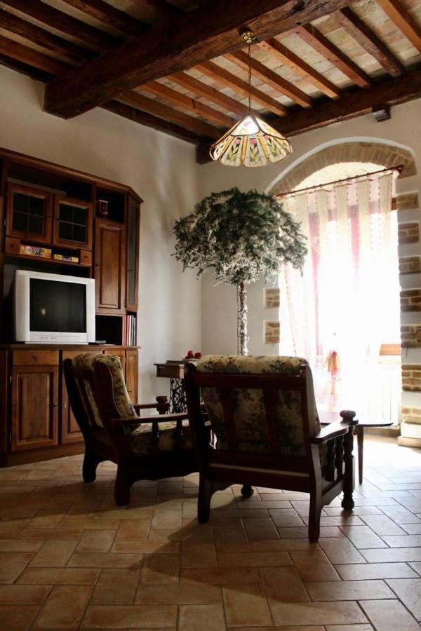 Apartament Palazzo Contini Piobbico Zewnętrze zdjęcie